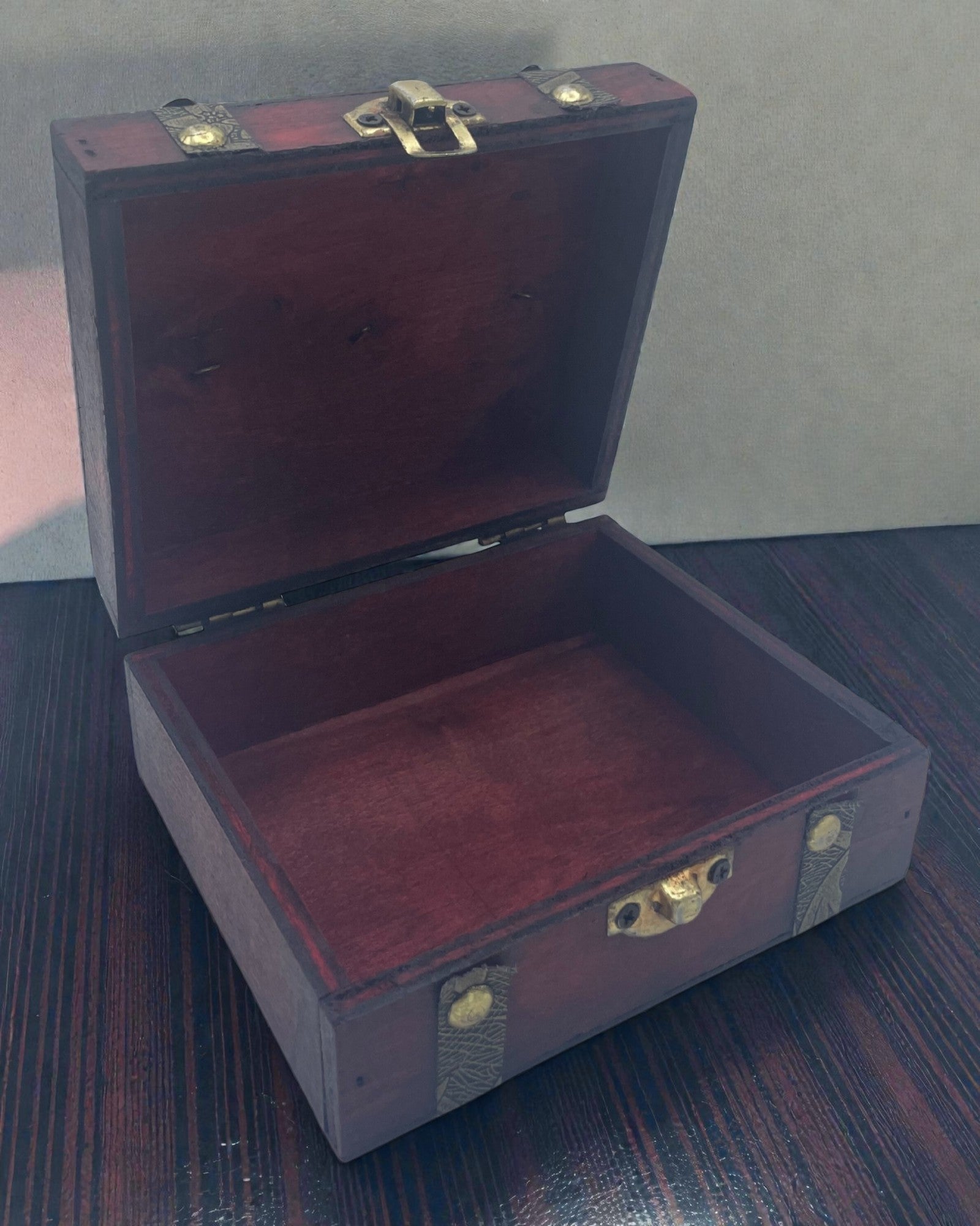 Coffret à thé rubis – Coffret carré marron