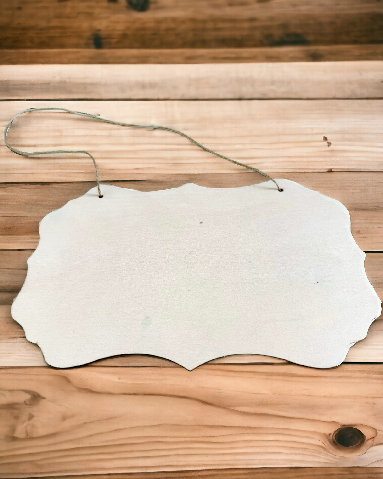 Pendentif Décoratif en Bois Personnalisable – Plusieurs Formes