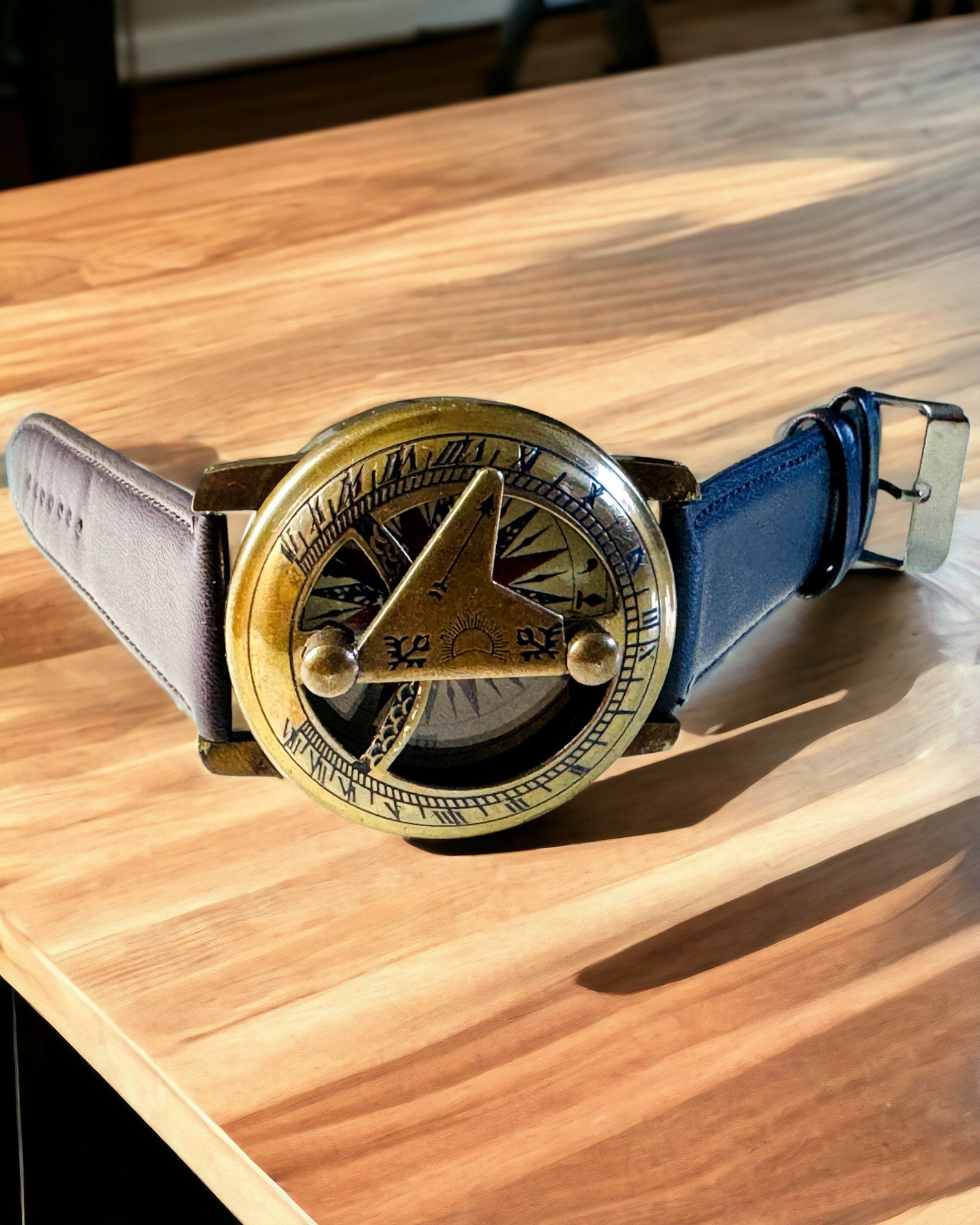 Sonnenuhr mit Kompass - Handgefertigt, Authentisches Handwerk, Gravurmöglichkeit