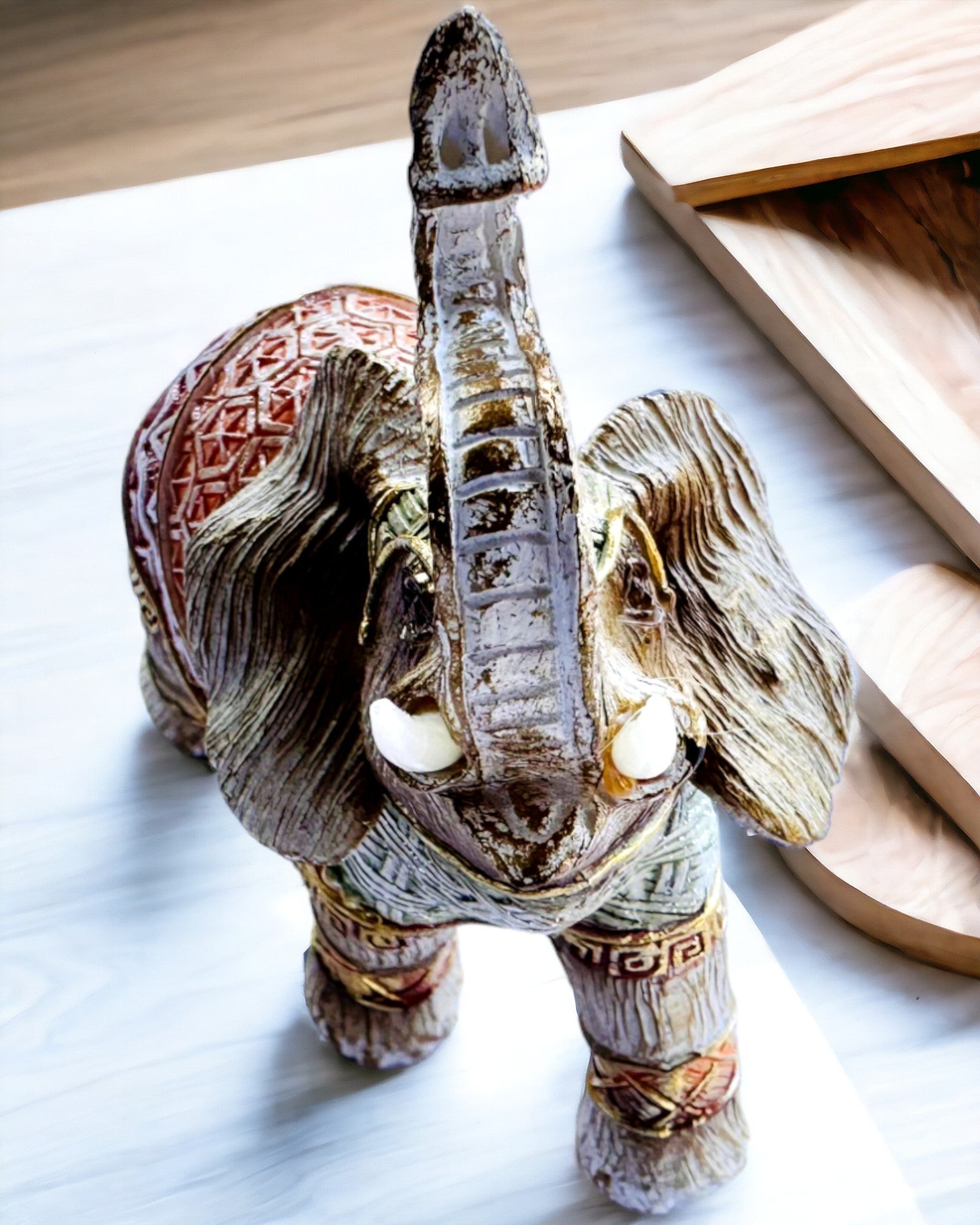 Słoniowa Stróżka – Decoratieve Olifant van Hars met Gravureoptie