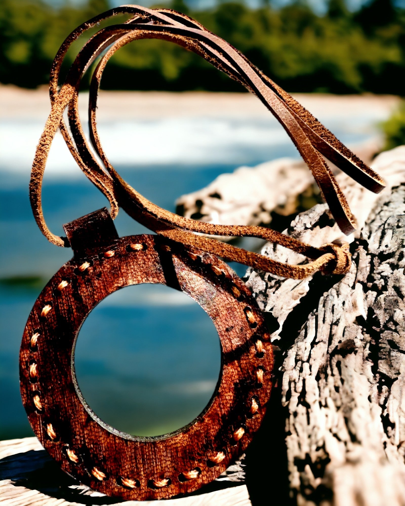 Indiase Artefact Vergrootglas, lederen, handgemaakt - mogelijkheid tot personalisatie met gravure