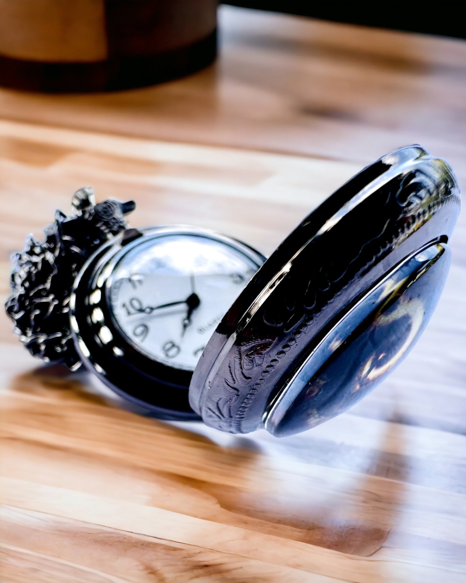 Montre de poche "Galactic Eye" personnalisation par gravure