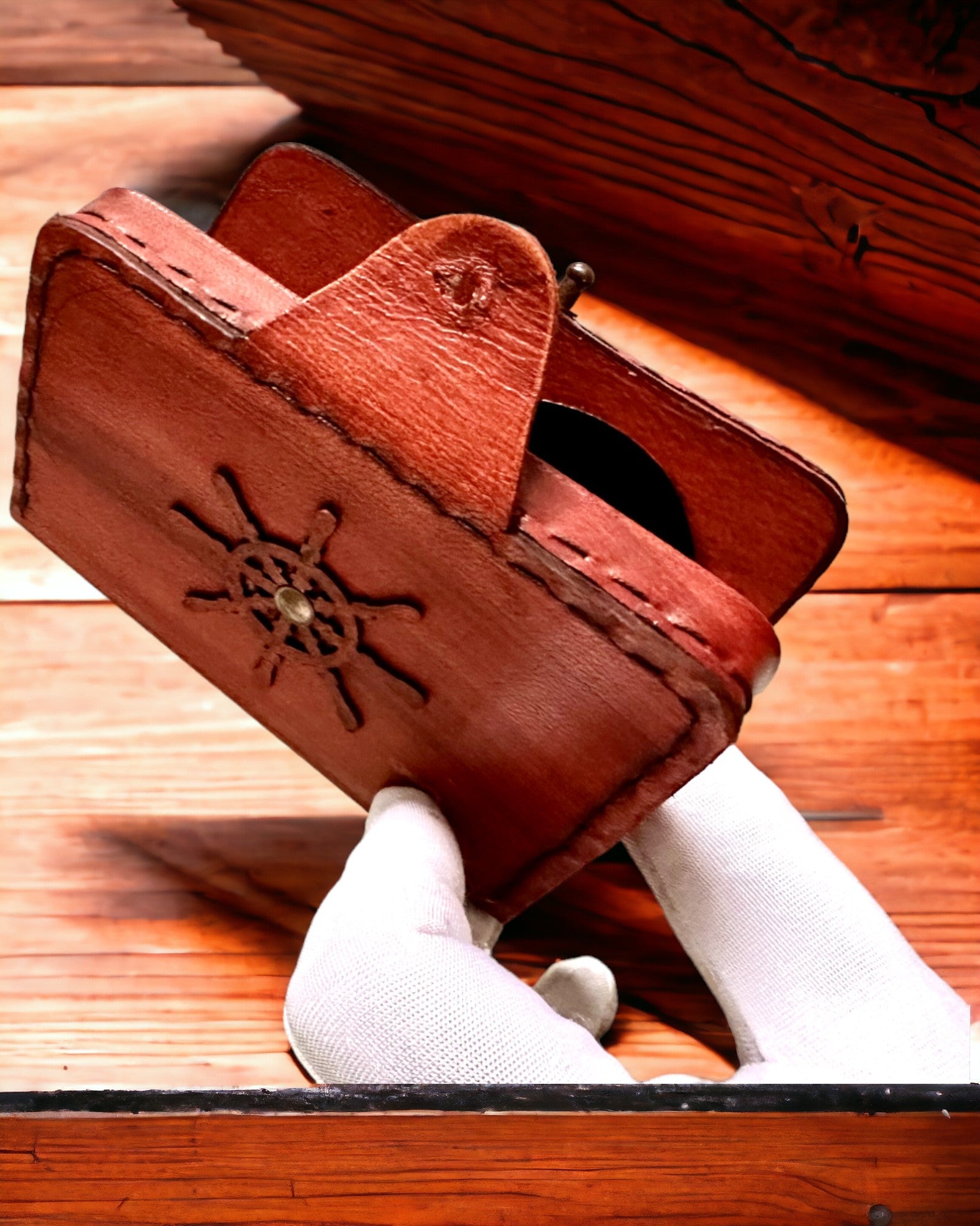 Commandantsetui – Handgemaakt Etui voor Zakhorloge of Kompas met Mogelijkheid tot Personalisatie