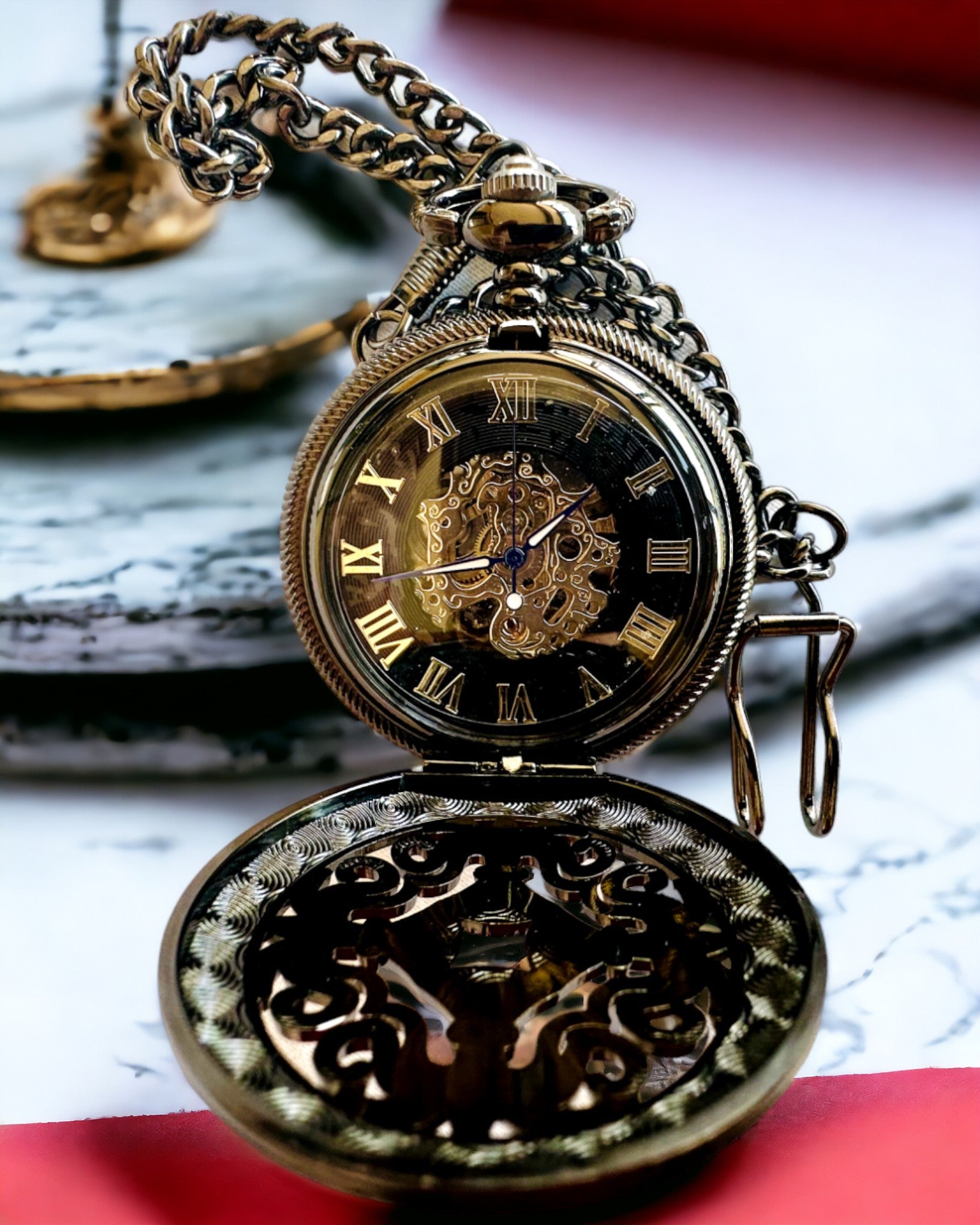 Montre de Poche "Czas Mistrzów" - Édition Premium avec Possibilité de Gravure