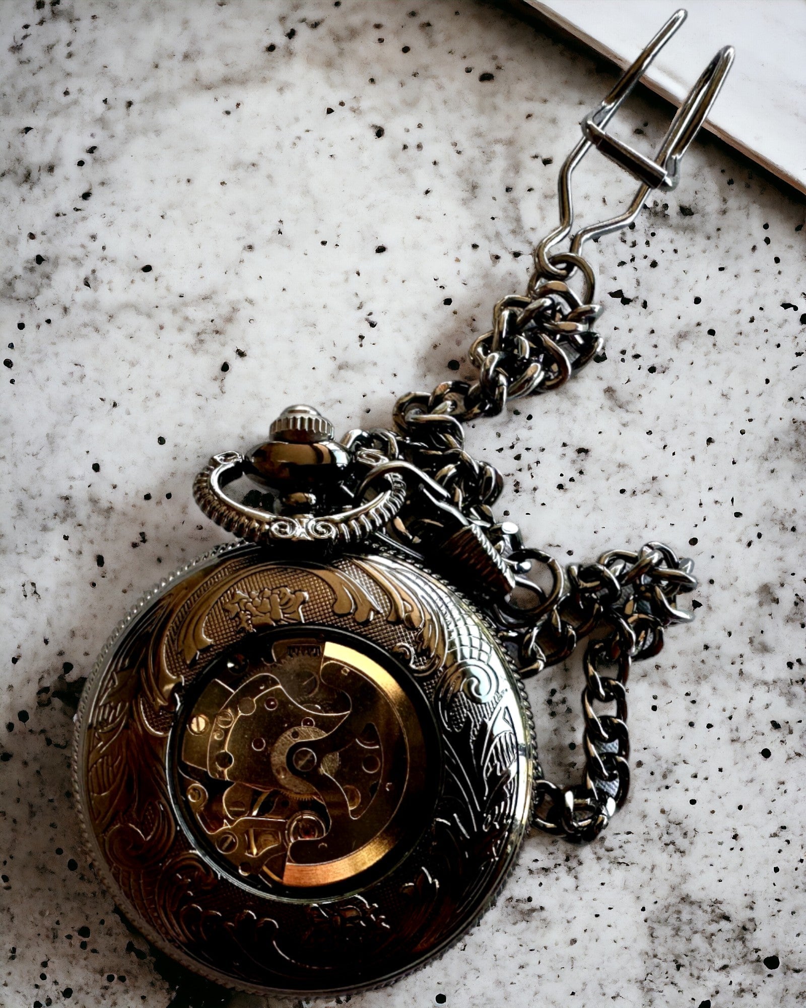 Montre de Poche "Czas Mistrzów" - Édition Premium avec Possibilité de Gravure