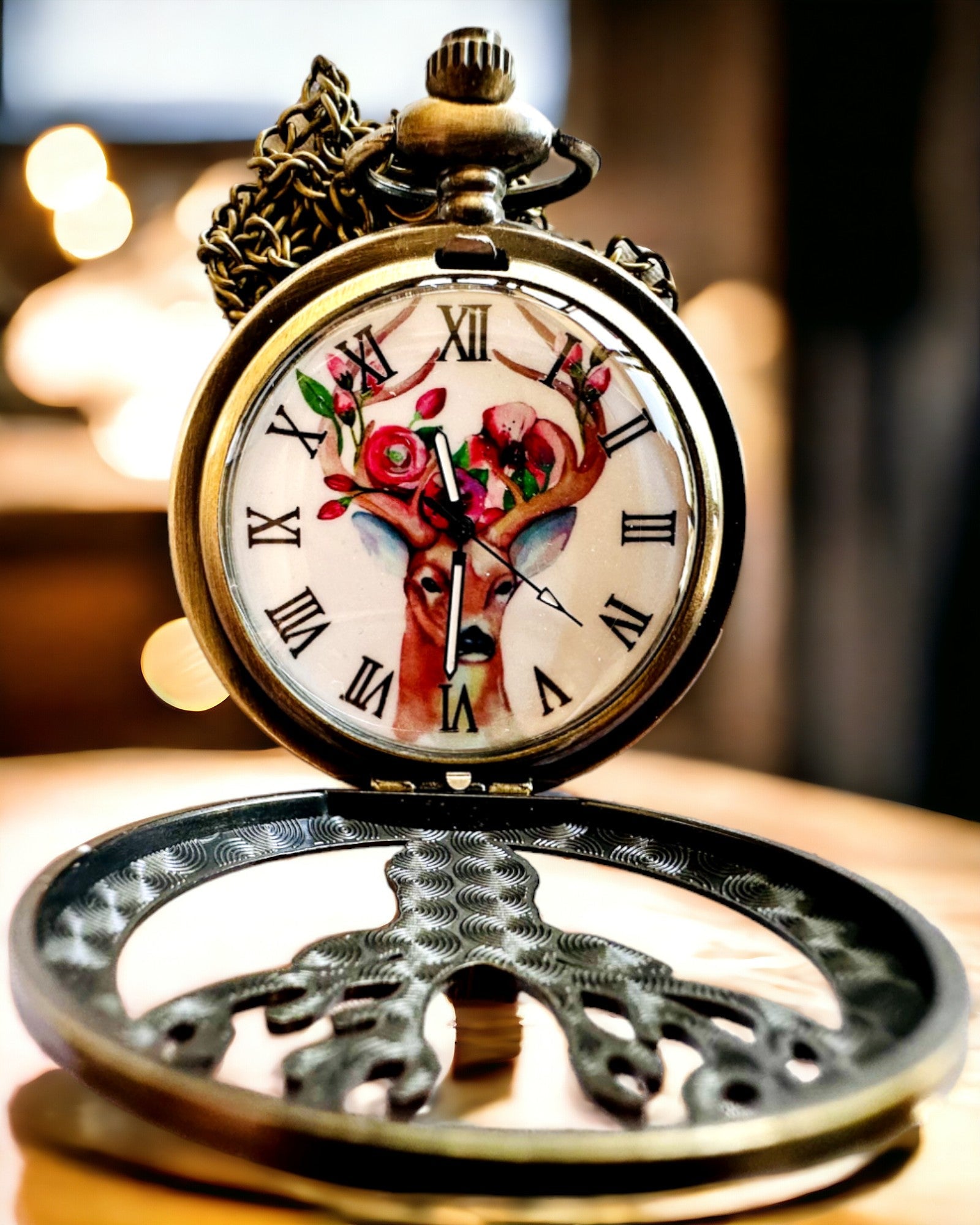 Montre de poche Gardien de la Forêt - Élégante montre avec motif de cerf, possibilité de personnalisation par gravure