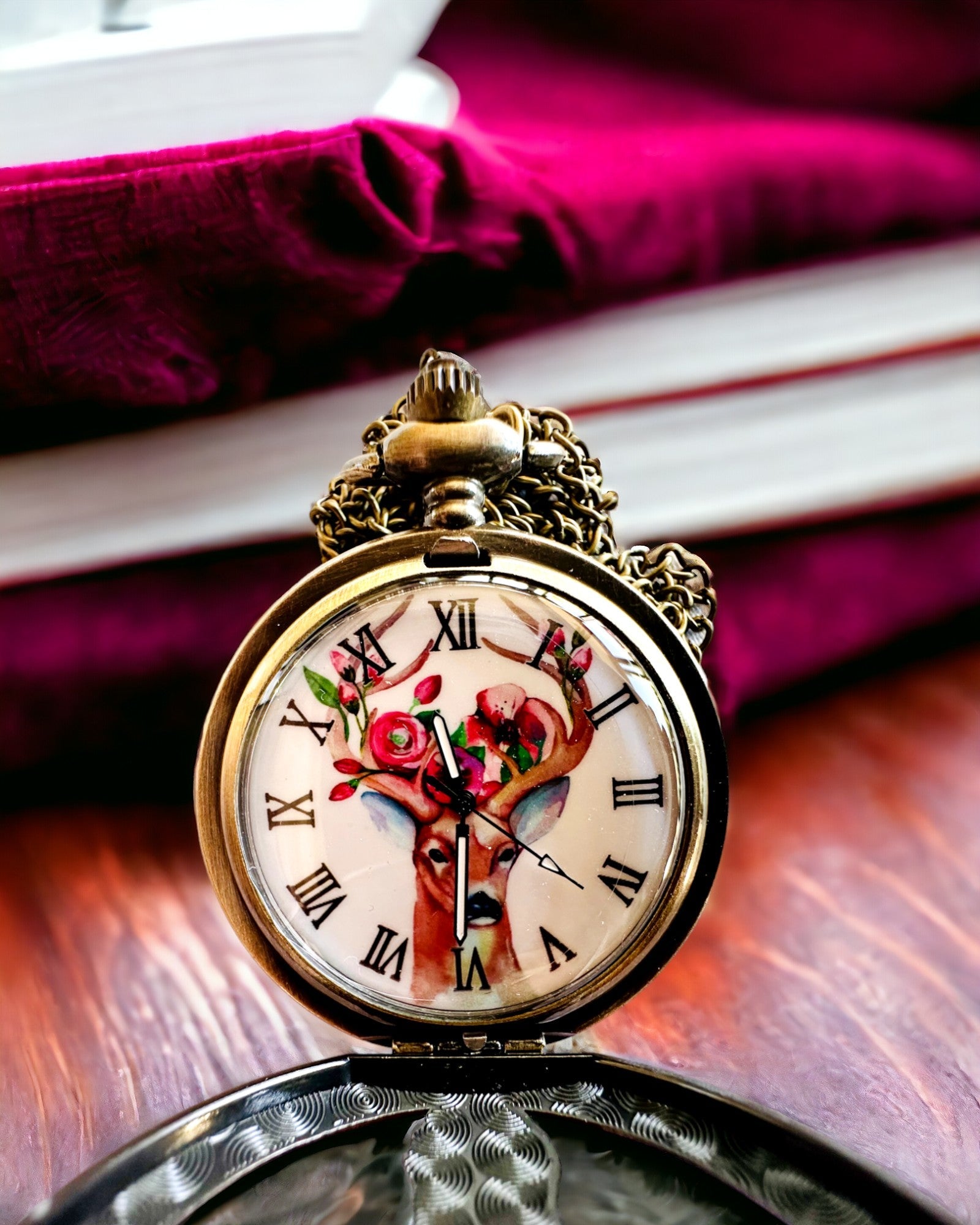Pocket Watch Forest Guardian - Elegant Watch with Deer Motif, customizable with engraving