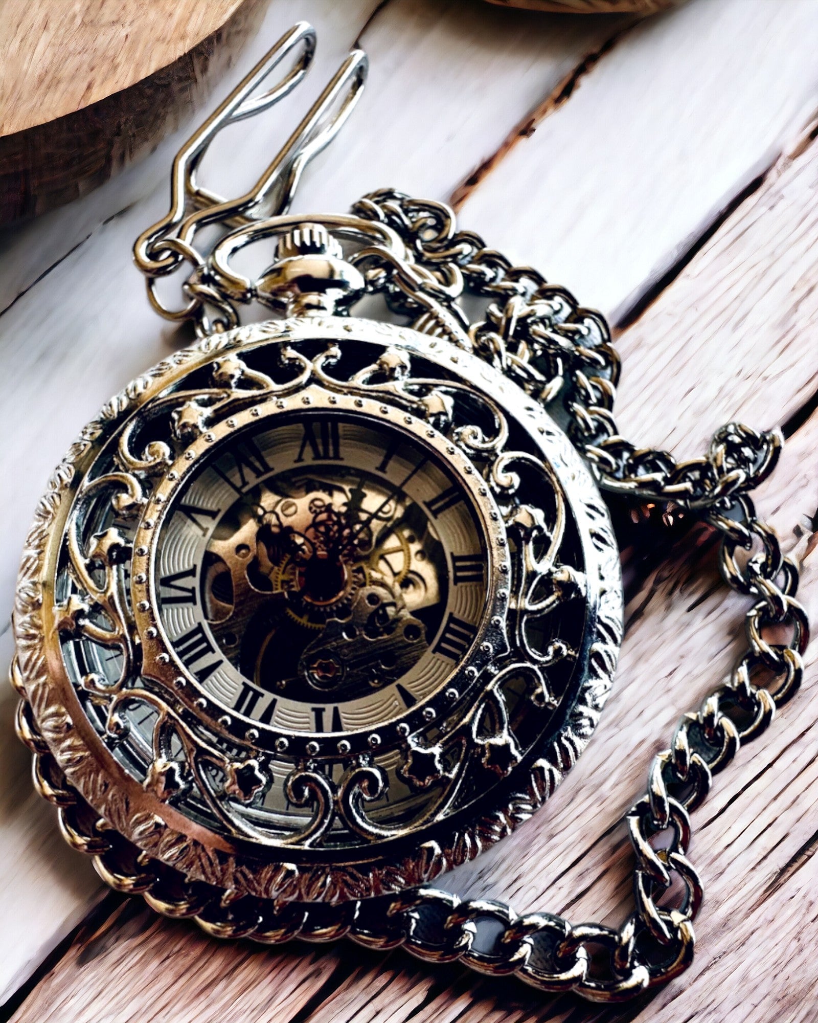 Silver pocket watch "Vintage Elegance" with personalization option by engraving