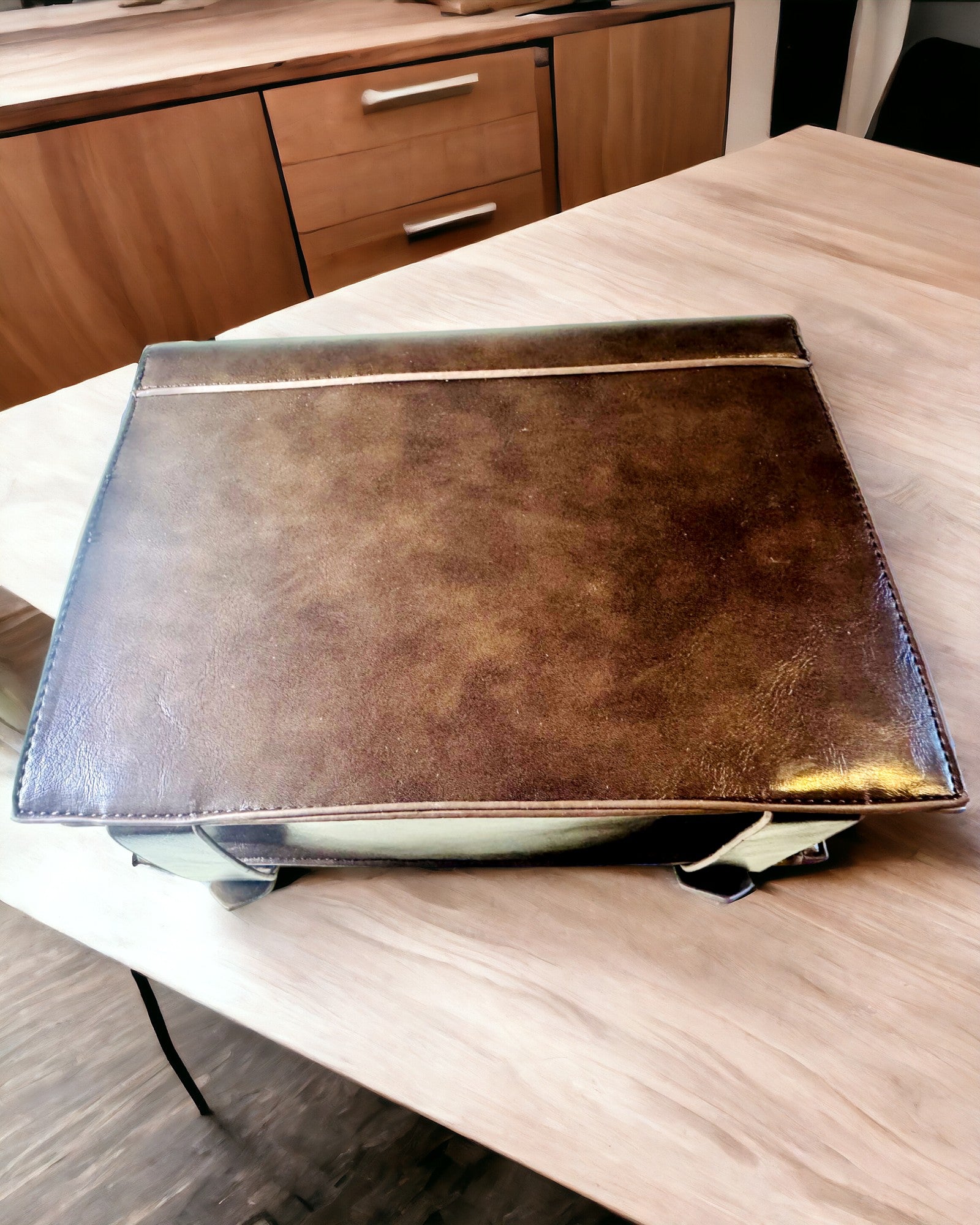Sac Bandoulière avec Motif Horloge Vintage - Sacoche Polyvalente avec Texture en Cuir PU