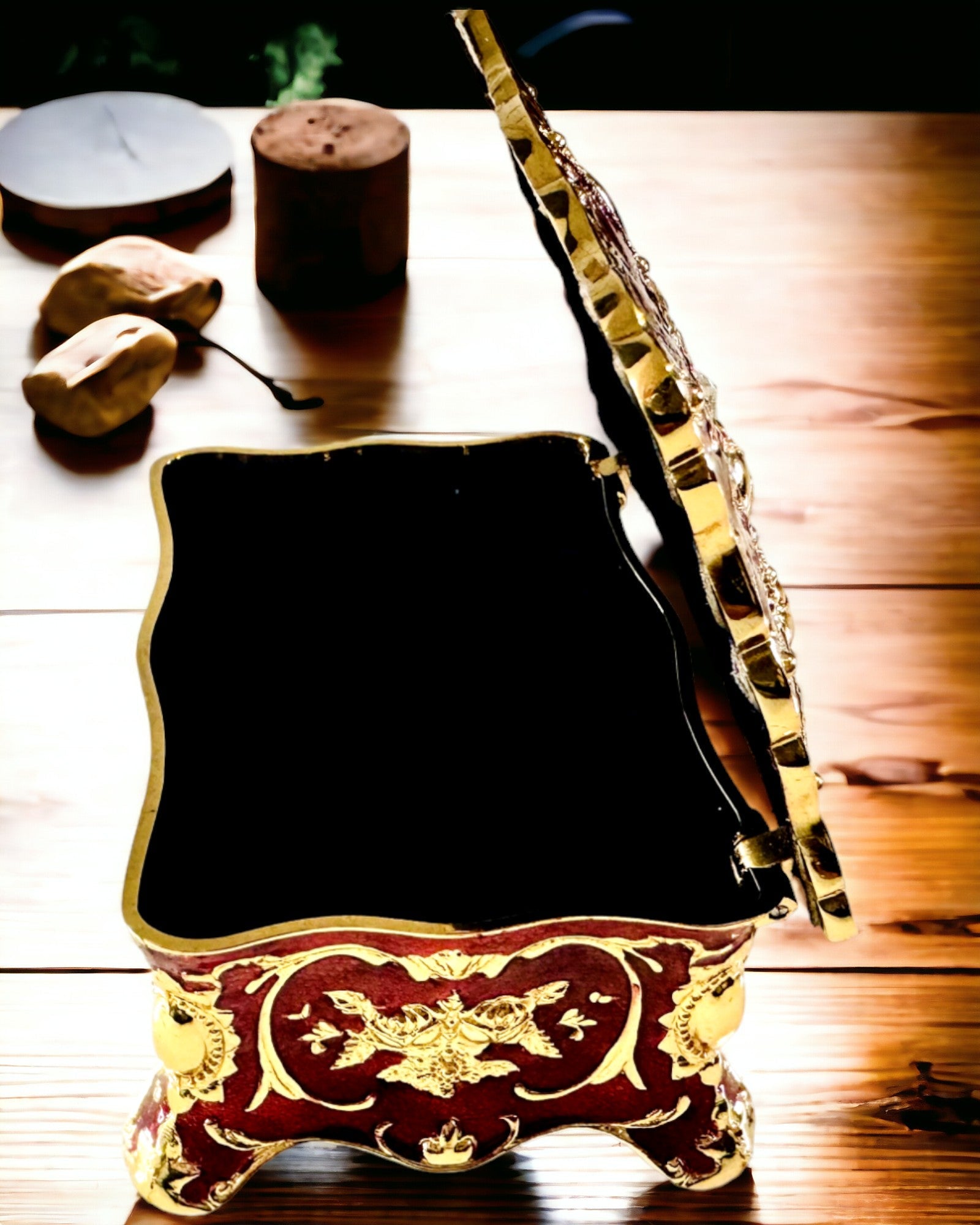 Vintage Stijl Sieraden Organizer – Metalen Schatkistje met Decoratieve Elementen