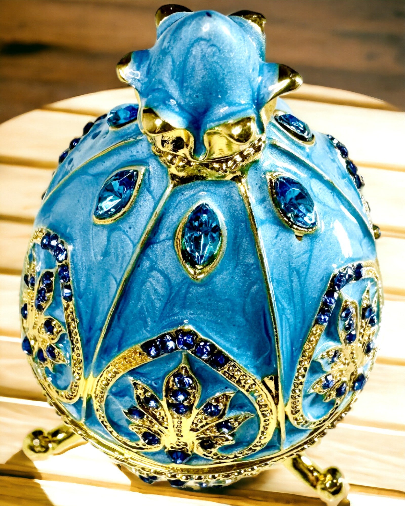 Œuf Fabergé Céleste – Organisateur de Bijoux Émaillé - couleur bleu ciel. Personnalisation par gravure