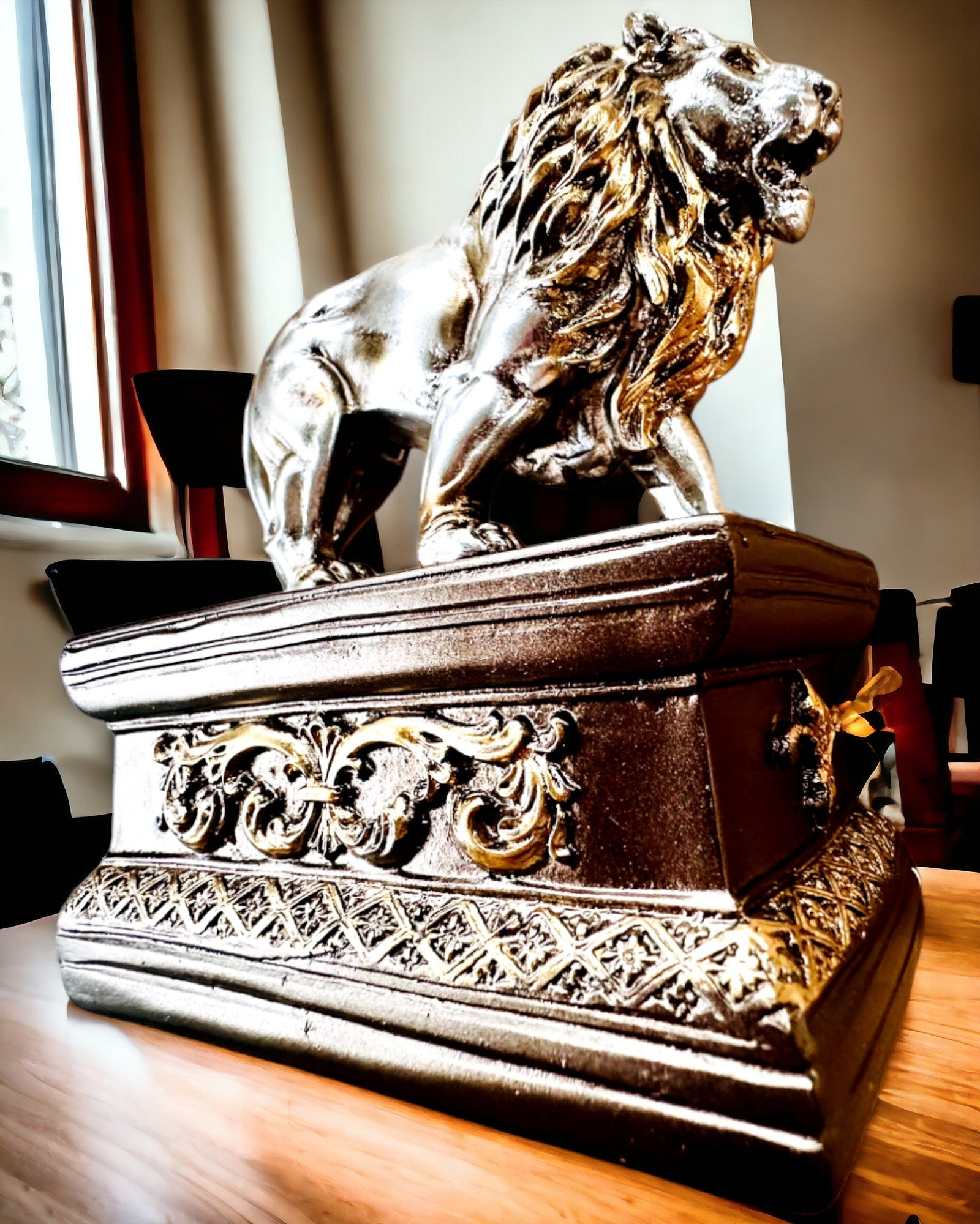 Lion Guardian – Figurine with Engraving Option