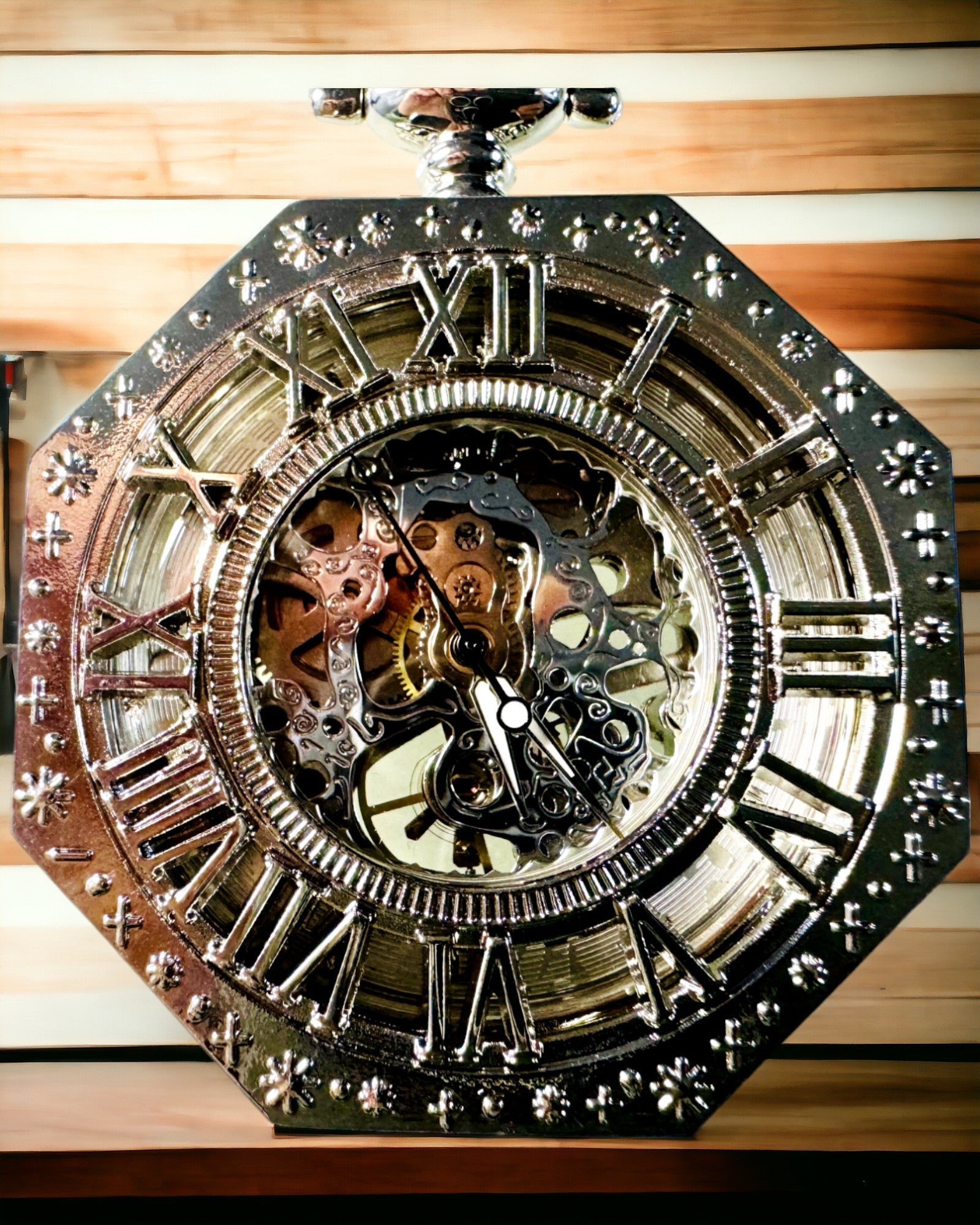 Montre de poche mécanique octogonale classique en argent avec cadran ajouré de style steampunk