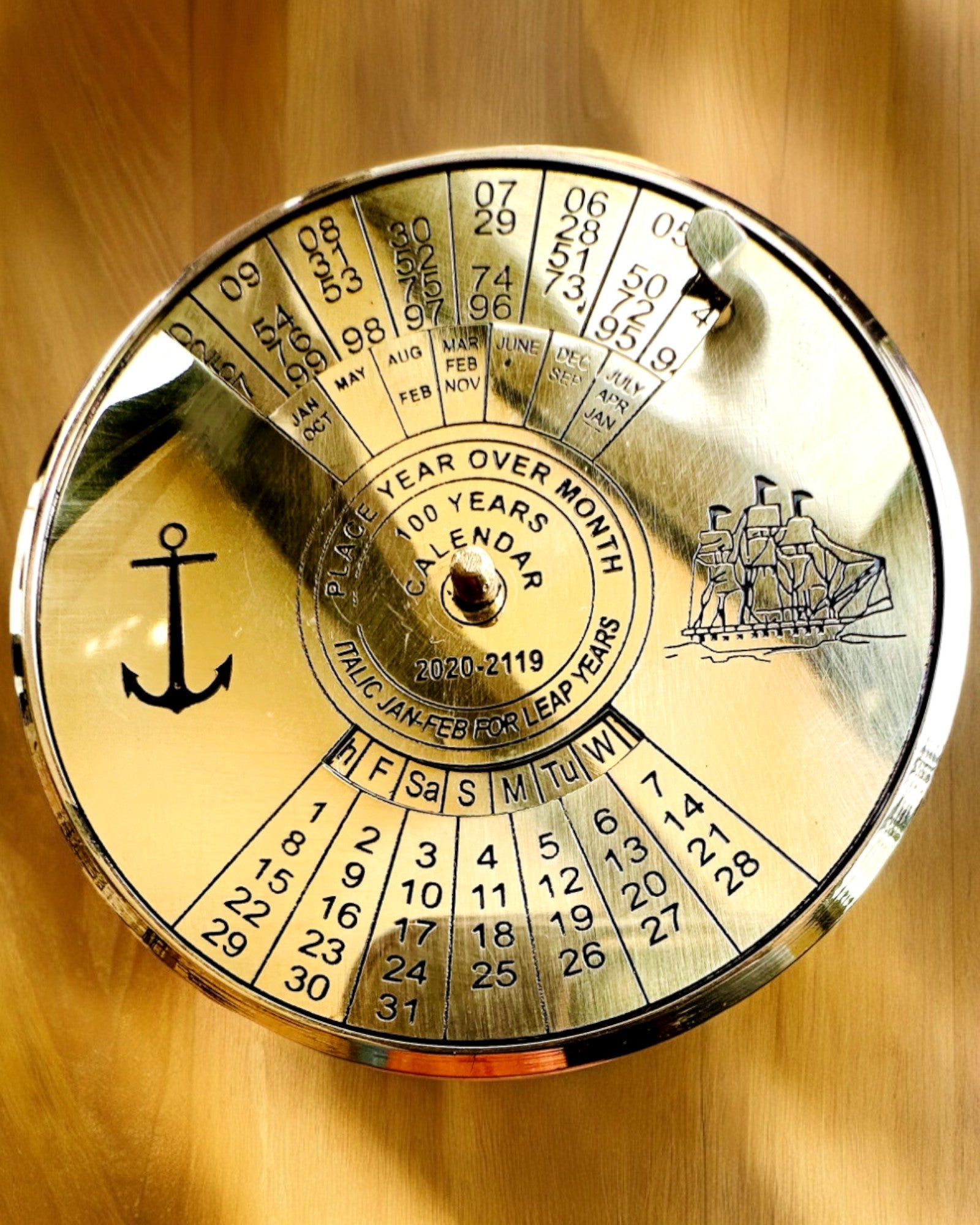 Calendrier de l’Éternité Navigation Maritime – Calendrier en laiton 100 ans – gravure possible pour cadeau