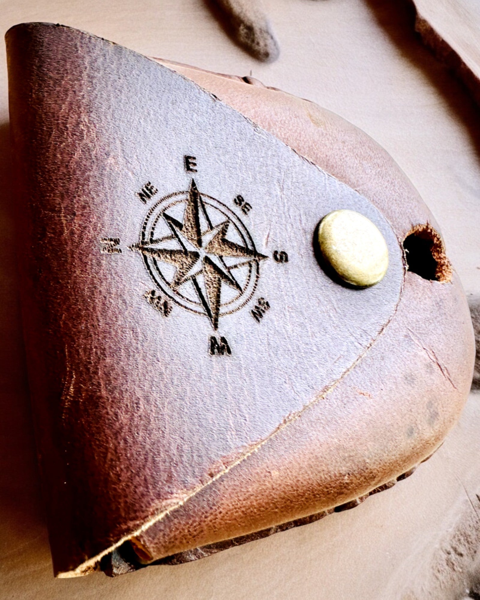 Leren Etui "Odkrywca" - voor compacte kompas of zakhorloge - mogelijkheid tot personalisatie met gravure