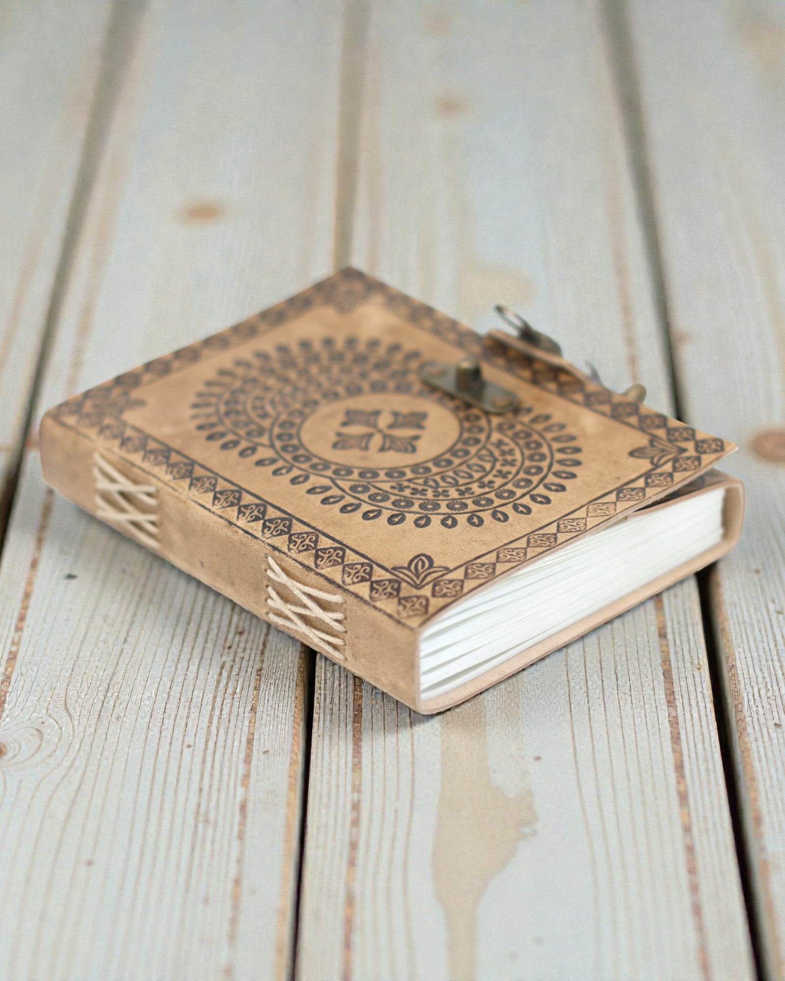 Carnet en cuir Mandala bleu (18x13 cm)