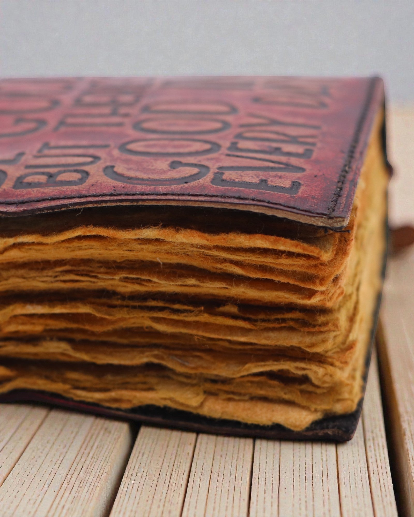 Dies Bona – Leren notitieboek Niet elke dag hoeft goed te zijn