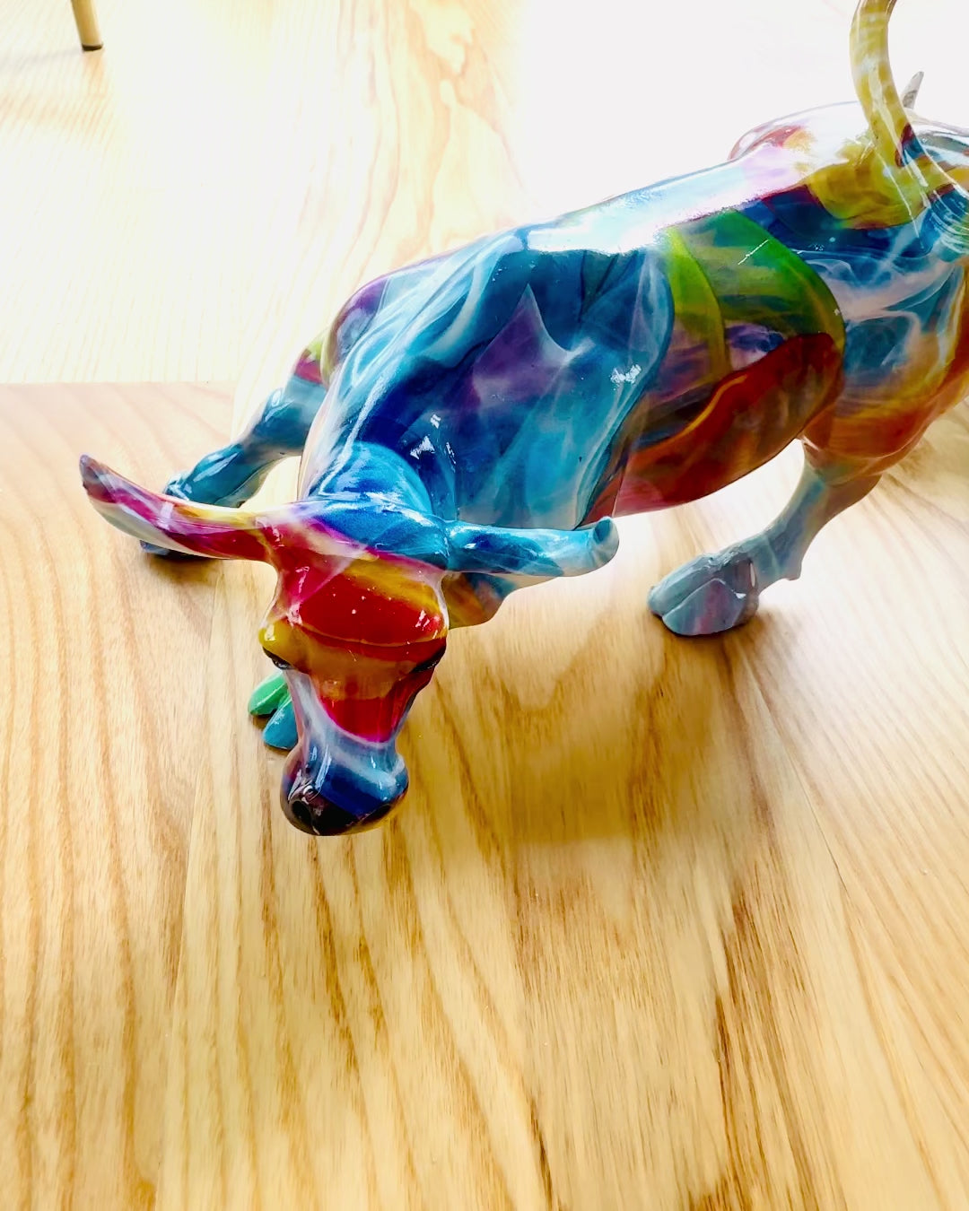 Sculpture Taureau Décoratif "BullArt" – Art Unique avec Option de Gravure - 4 variantes de couleur, pour un cadeau personnalisé