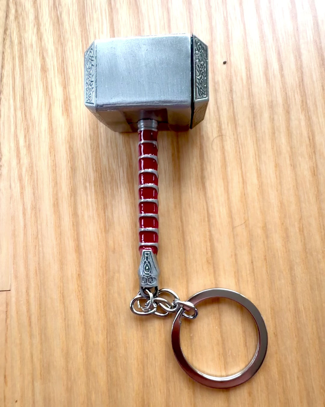 Marteau de Thor - Porte-clés de Puissance, possibilité de personnalisation avec gravure pour cadeau