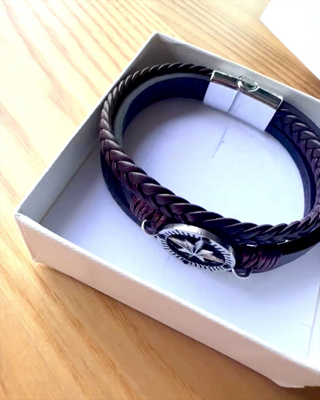 Bracelet "Compass Adventure" - possibilité de personnalisation avec gravure pour cadeau, 2 variantes de couleur au choix