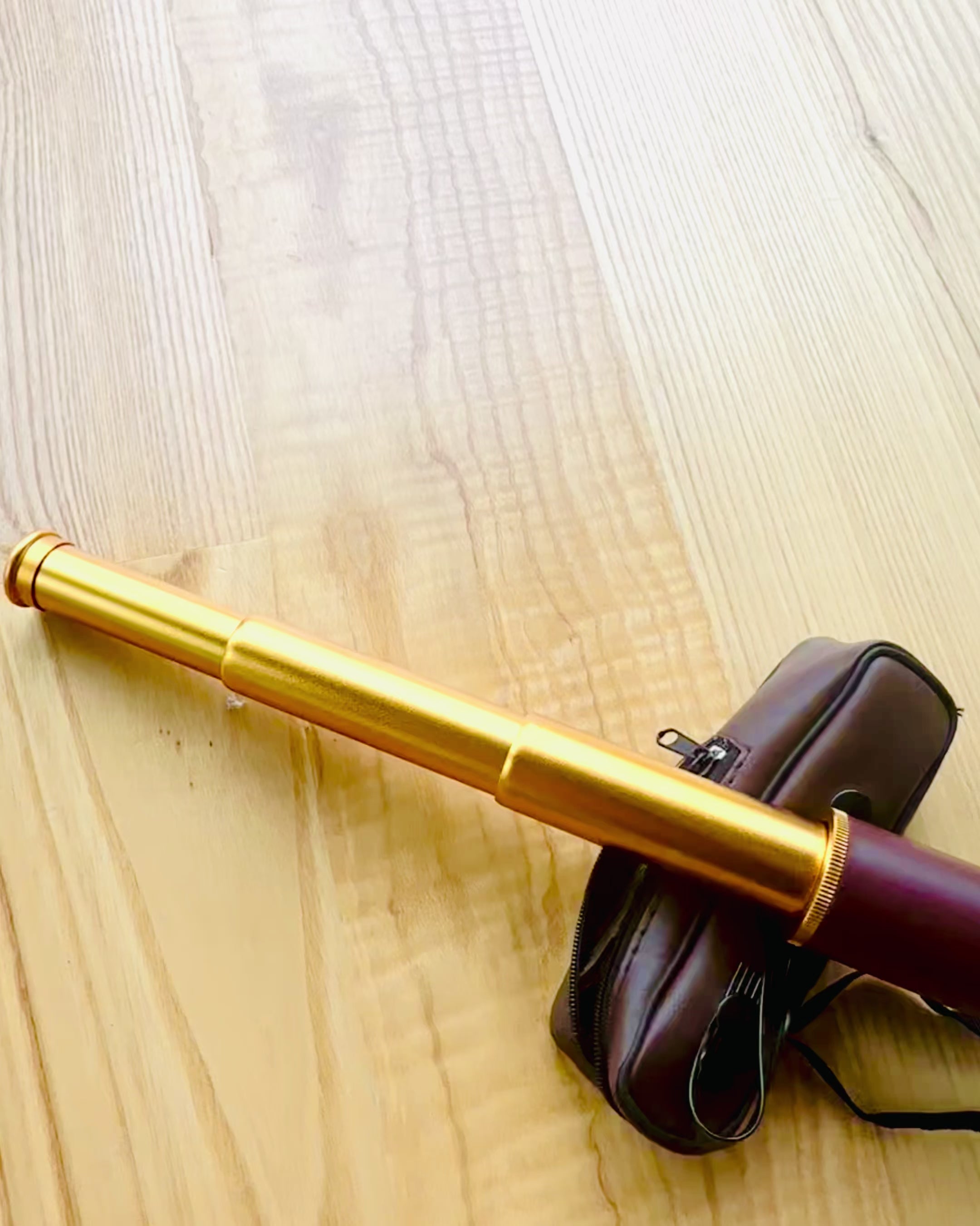 Monoculaire Verrekijker Explorer 25x30 - Draagbare, Opvouwbare Handtelescoop, mogelijkheid tot personalisatie met gravure