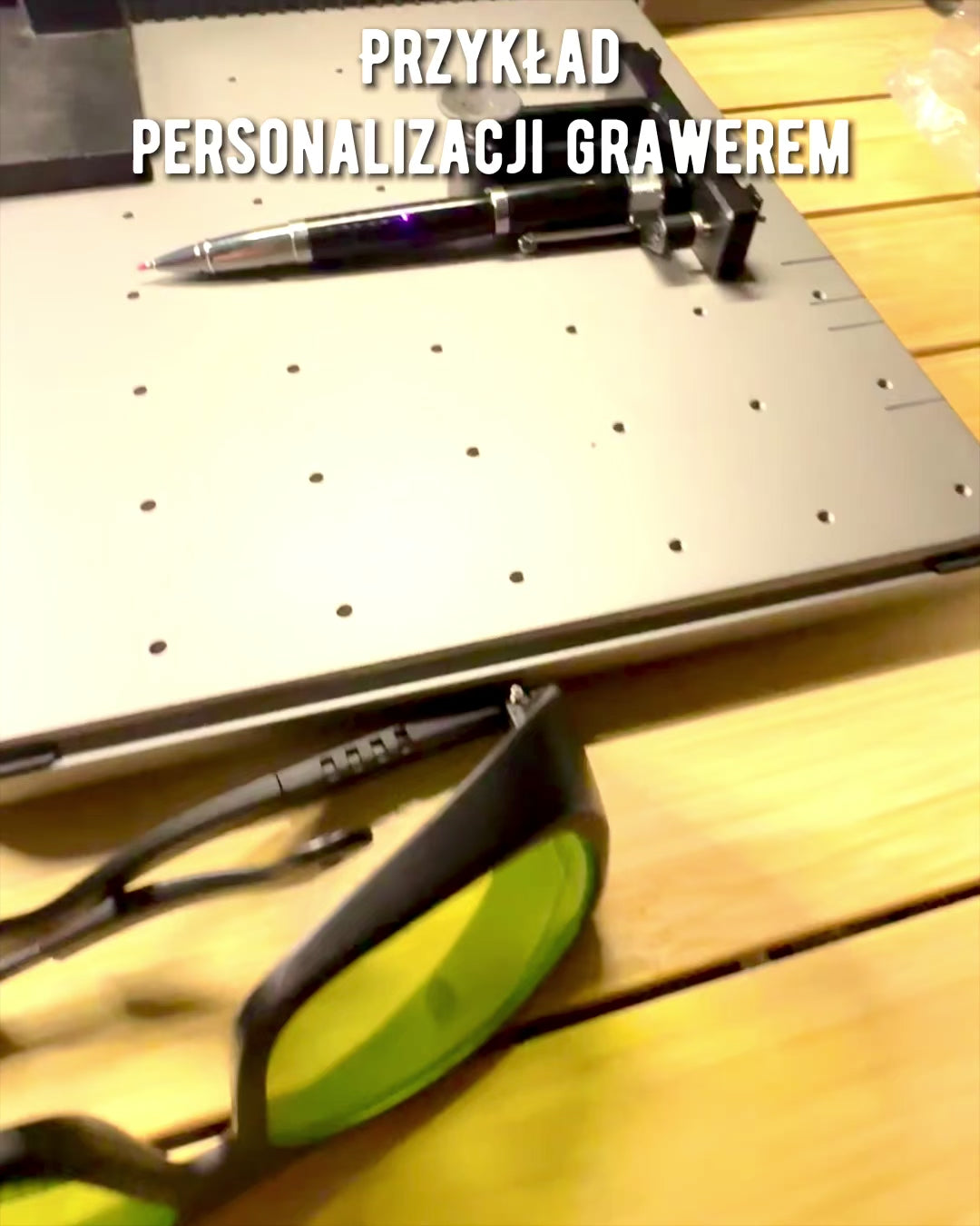 Stylo élégant "Majestic" avec option de personnalisation pour cadeau, 2 variantes de couleur au choix
