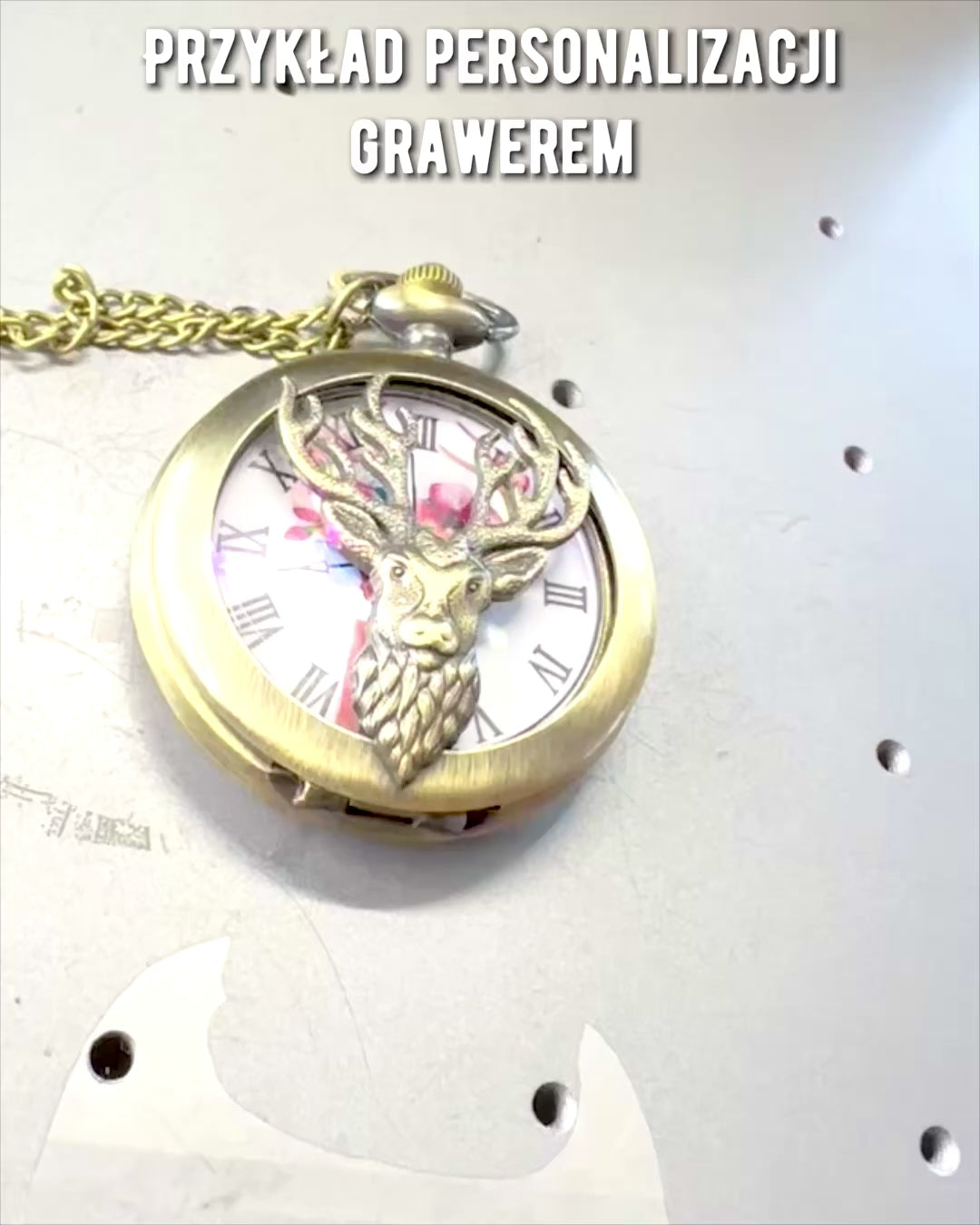 Montre de poche Gardien de la Forêt - Élégante montre avec motif de cerf, possibilité de personnalisation par gravure