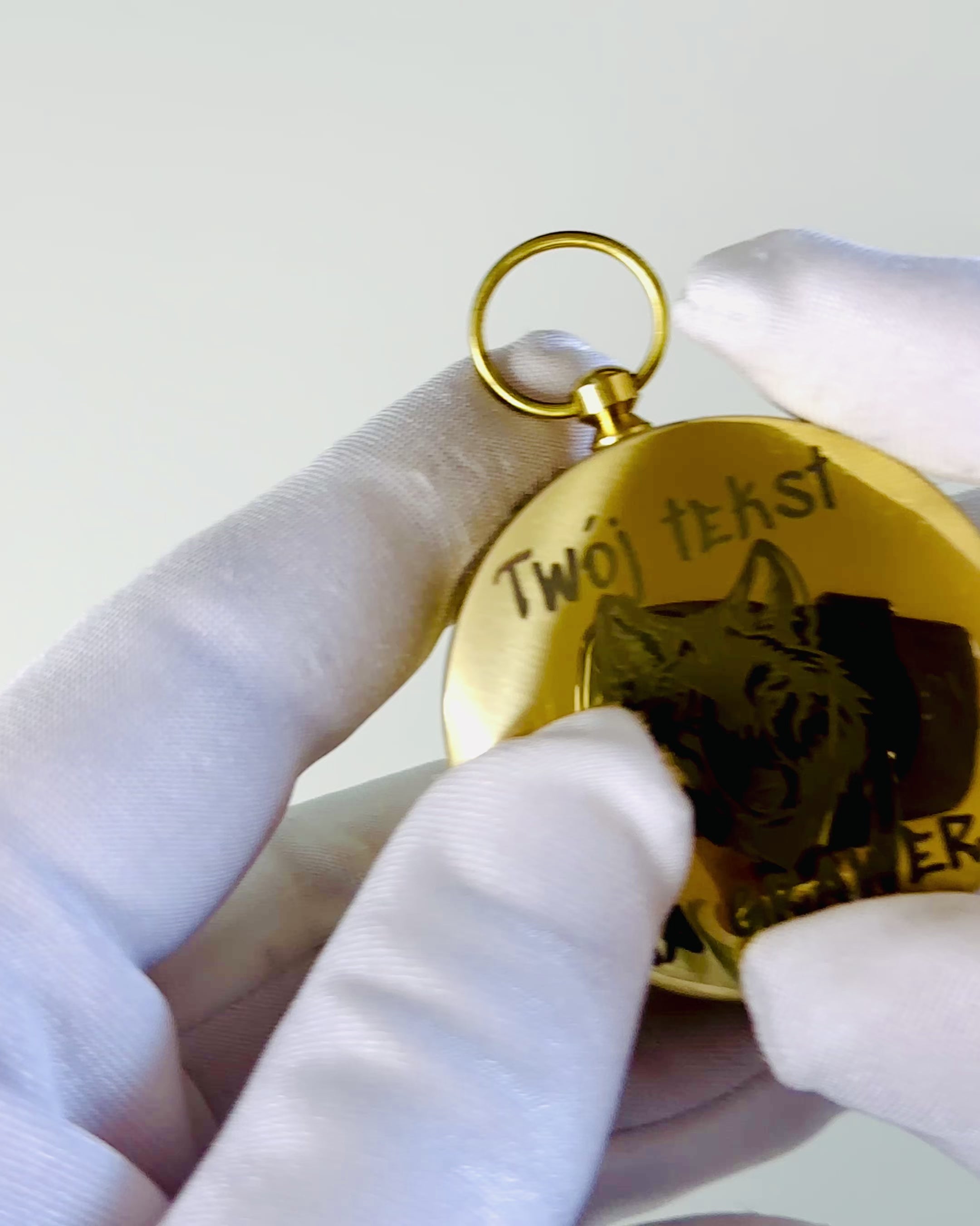 Wasserdichter Messingkompass mit Leuchteffekt - Unverzichtbar für Wanderungen und Camping, personalisiert mit Gravur