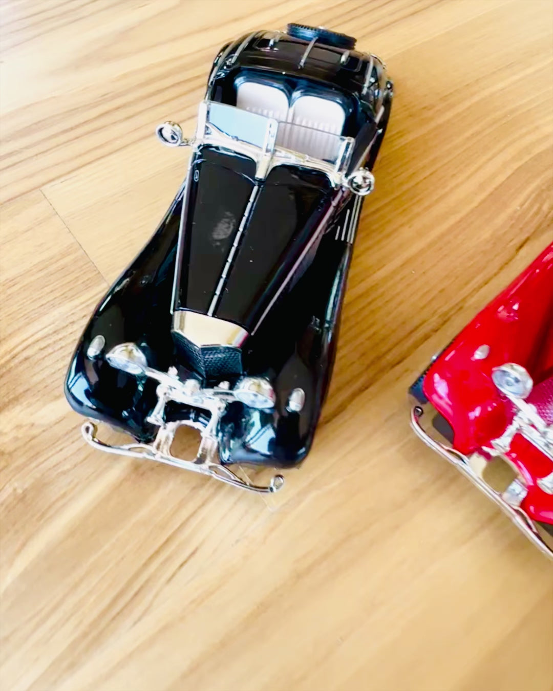 Miniatuurmodel van Klassieke Retro Auto's - personalisatiemogelijkheid als cadeau met gravure, 3 varianten om uit te kiezen