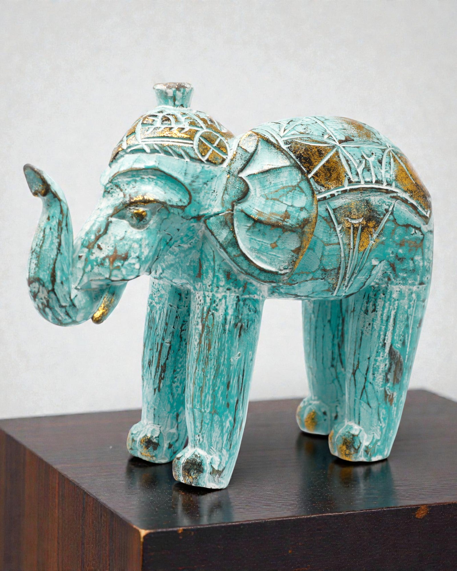 Sculpture d’éléphant 24 cm – Turquoise et or