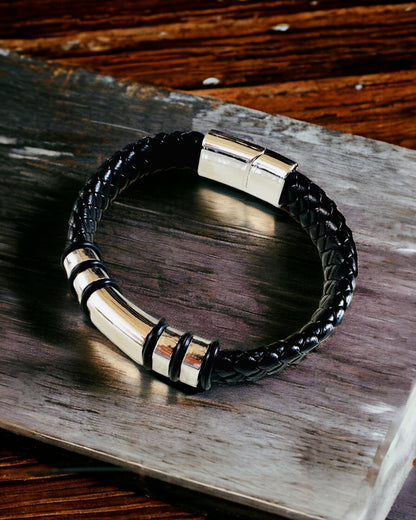 Fashionable Hip Hop Bracelet for Men with Custom Engraving and Magnetic Clasp – Choose Style with Silver or Gold Accents, 22cm PU Leather