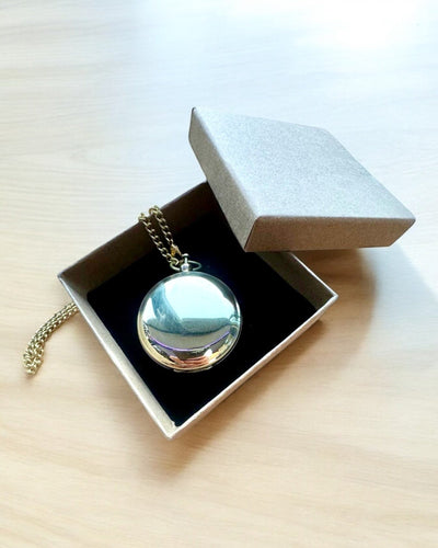 Kompas de couleur dorée Aventure – Élégant Navigateur de Découvertes