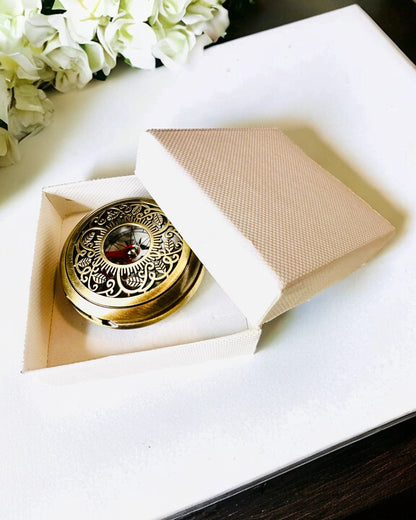 Boussole de Navigation Style Vintage avec Motif Ajourné – couleur brun-doré