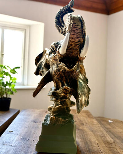 Statuette Décorative "Fierté de la Savane" – Figurine Tête d'Éléphant avec possibilité de gravure, pour cadeau
