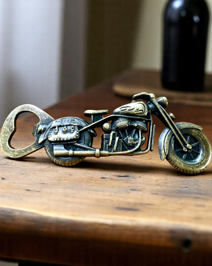 Décapsuleur en forme de moto - personnalisation par gravure pour cadeau