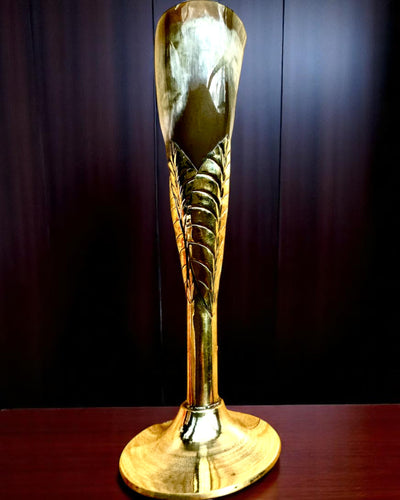 Verre "Esprit de l'Artisanat" en corne de buffle et laiton – fabriqué à la main en Inde, 22 cm, possibilité de personnalisation par gravure pour cadeau