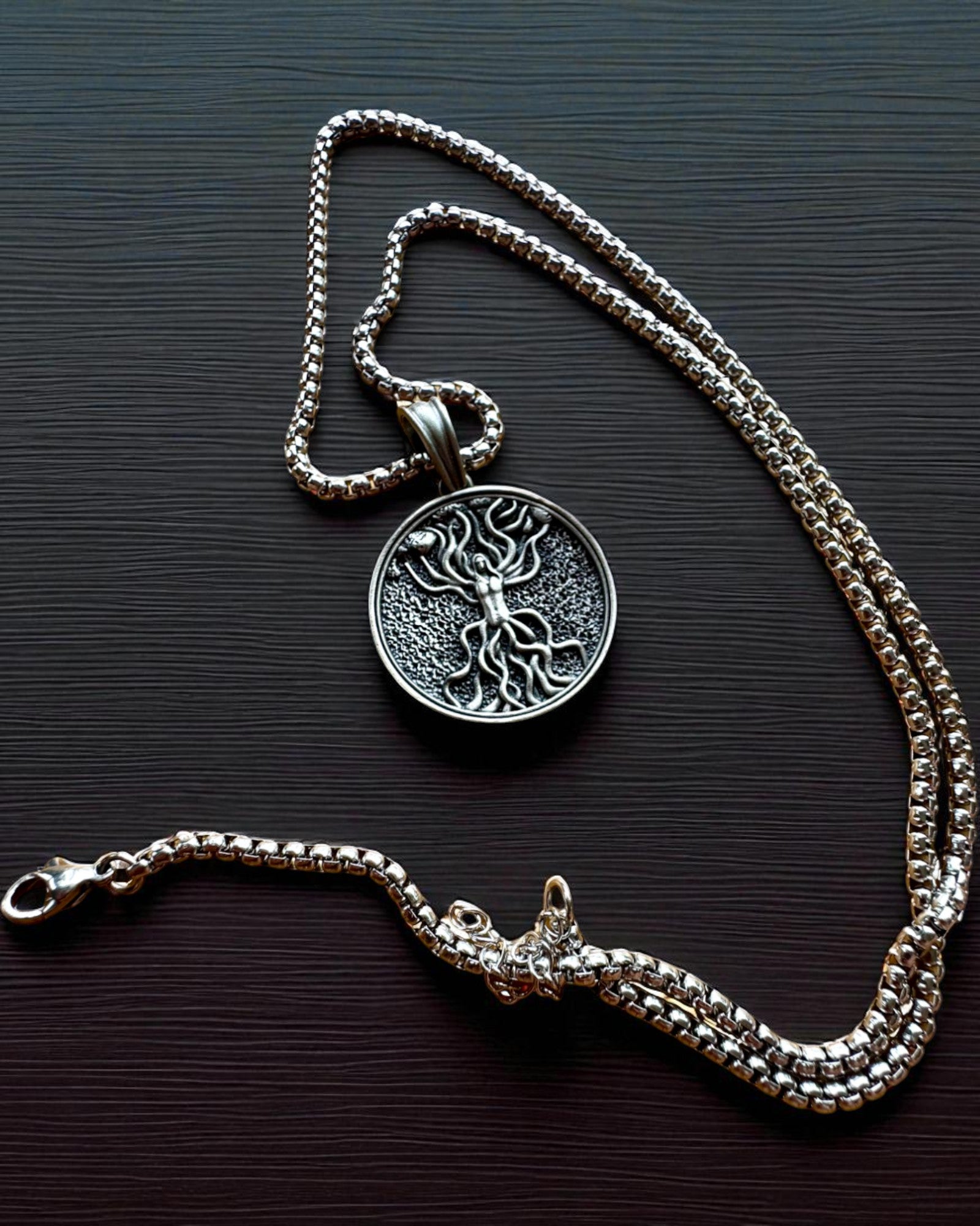 Amulett Baum des Lebens mit Gravurmöglichkeit - Halskette "Vitalität der Natur", Personalisierung