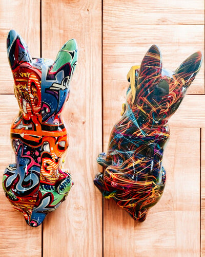 Bunter Bulldogge mit Brille - Einzigartige Innendekoration, dekorative Figur als Geschenk, Personalisierung mit Gravur