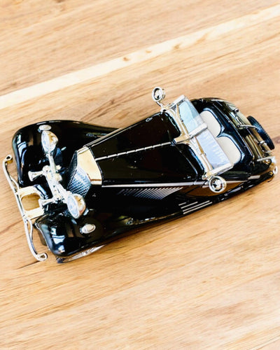 Miniatuurmodel van Klassieke Retro Auto's - personalisatiemogelijkheid als cadeau met gravure, 3 varianten om uit te kiezen