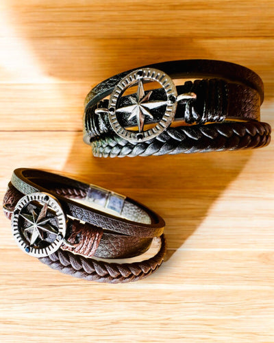 Armband "Compass Adventure" - mogelijkheid tot personalisatie met gravure als cadeau, 2 kleuropties om uit te kiezen