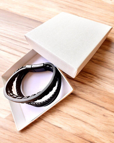 Bracelet "StyleTwist" avec personnalisation gravée