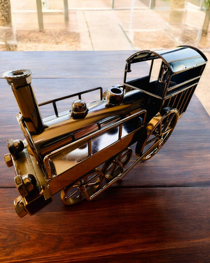 Locomotive en fer "Retro Express" – décoration, modèle, fait main avec possibilité de gravure