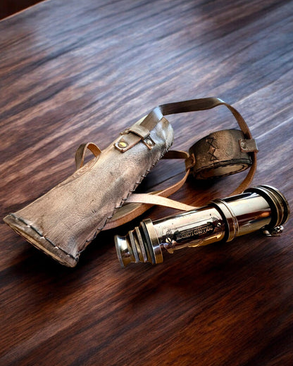 Premium Luneta "Voyager" met Gegraveerde Telescoop en Etui van Echt Leer, mogelijkheid tot personalisatie met gravure als cadeau