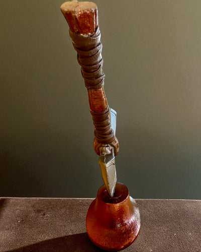 Storm Relic – decorative hammer with base, 26 cm, handmade, customizable with engraving for a gift