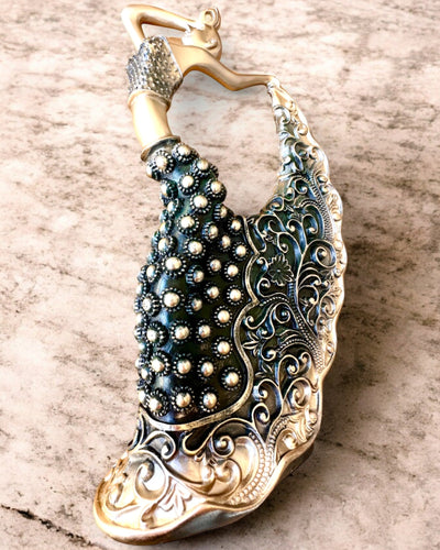 Elegant Sculpture "Golden Glow Dancer", 29 cm in height, with engraving option for a gift