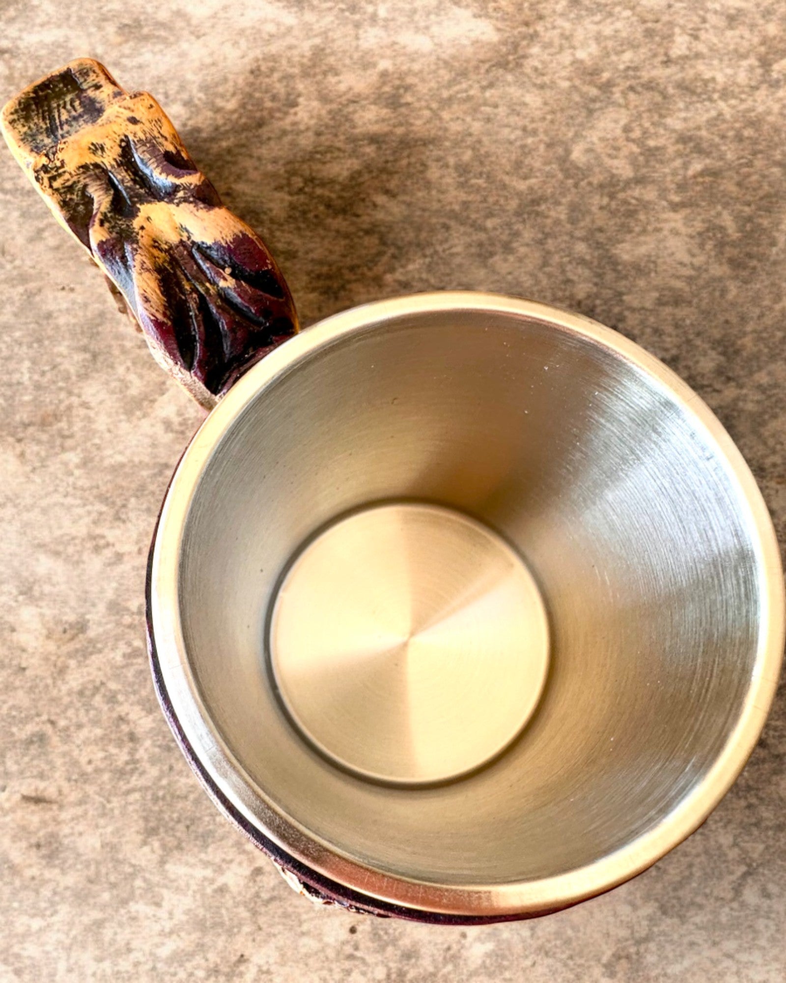 Chope Sombre du Chevalier - 700 ml, possibilité de personnalisation par gravure pour cadeau