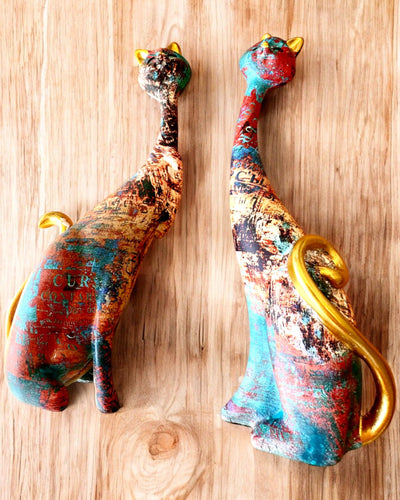 Abstracte Kattenbeeldjes "ArtCats", Handgeschilderd, Hars – 25 cm, 2 stuks.