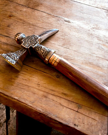 Canne de marche - WIKING avec tête en forme de marteau de guerre, possibilité de personnalisation par gravure pour cadeau