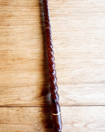 Wandelstok - WIKING met een kop in de vorm van een strijdhamer, mogelijkheid tot personalisatie met gravure als cadeau