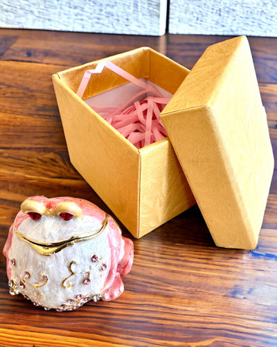 Elegante decoratieve doos "Żabi Skarb" als cadeau personalisatie, met graveeroptie